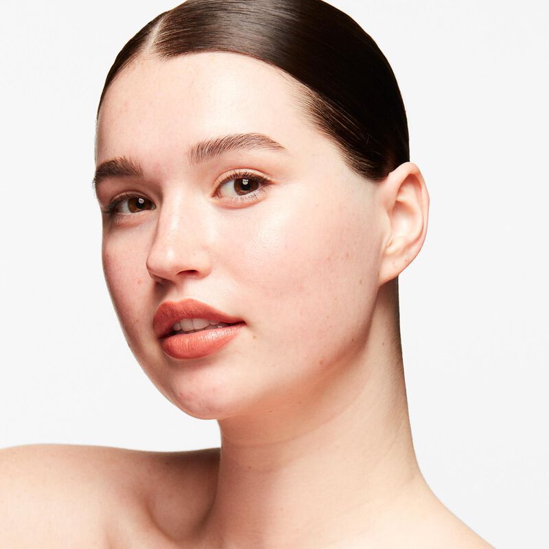 M.A.C Strobe Dewy Skin Tint image number 7